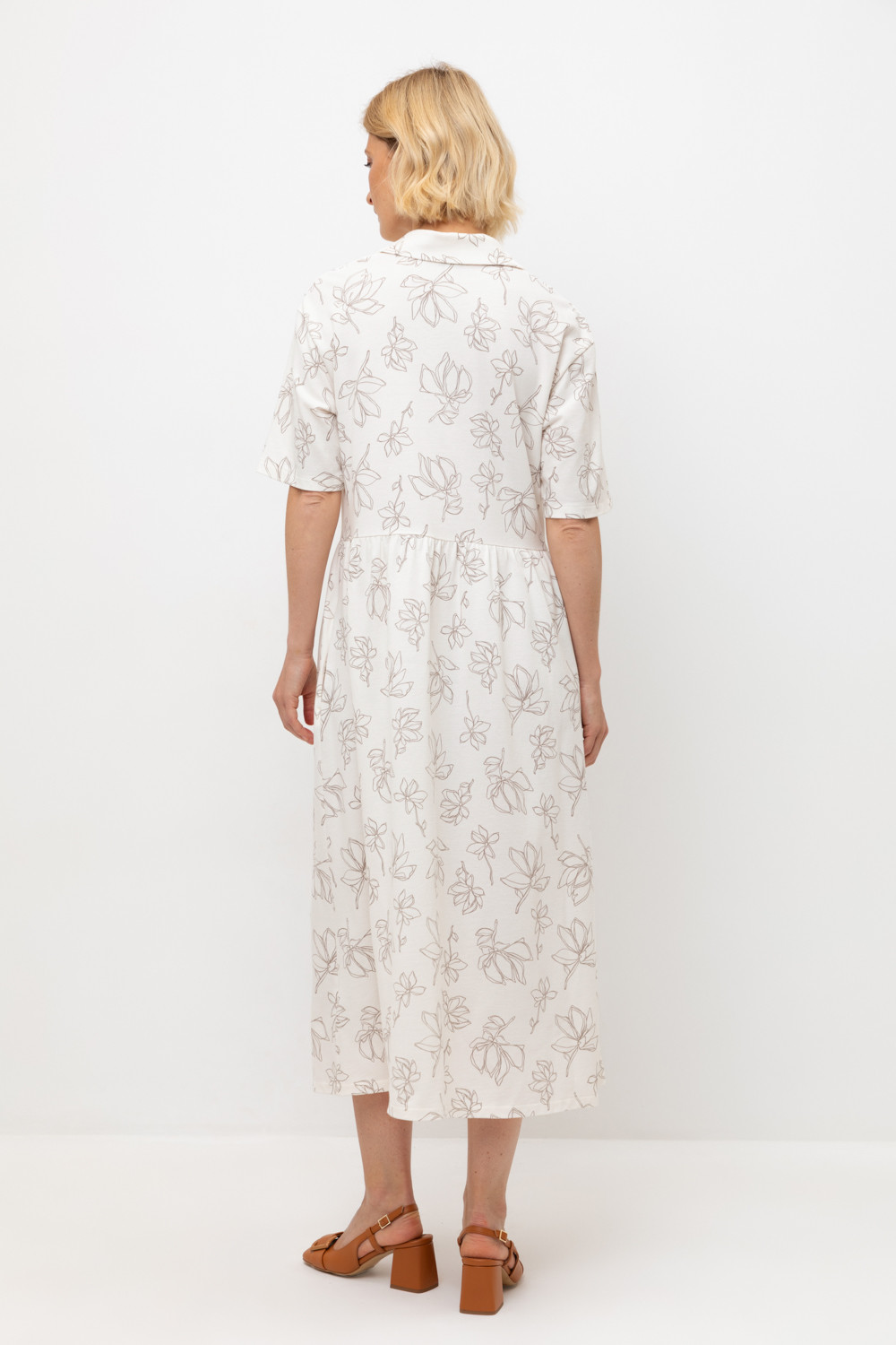 Платья женские для мам, артикул: ЕВТ 5071, цвет: бежевый, фото 4