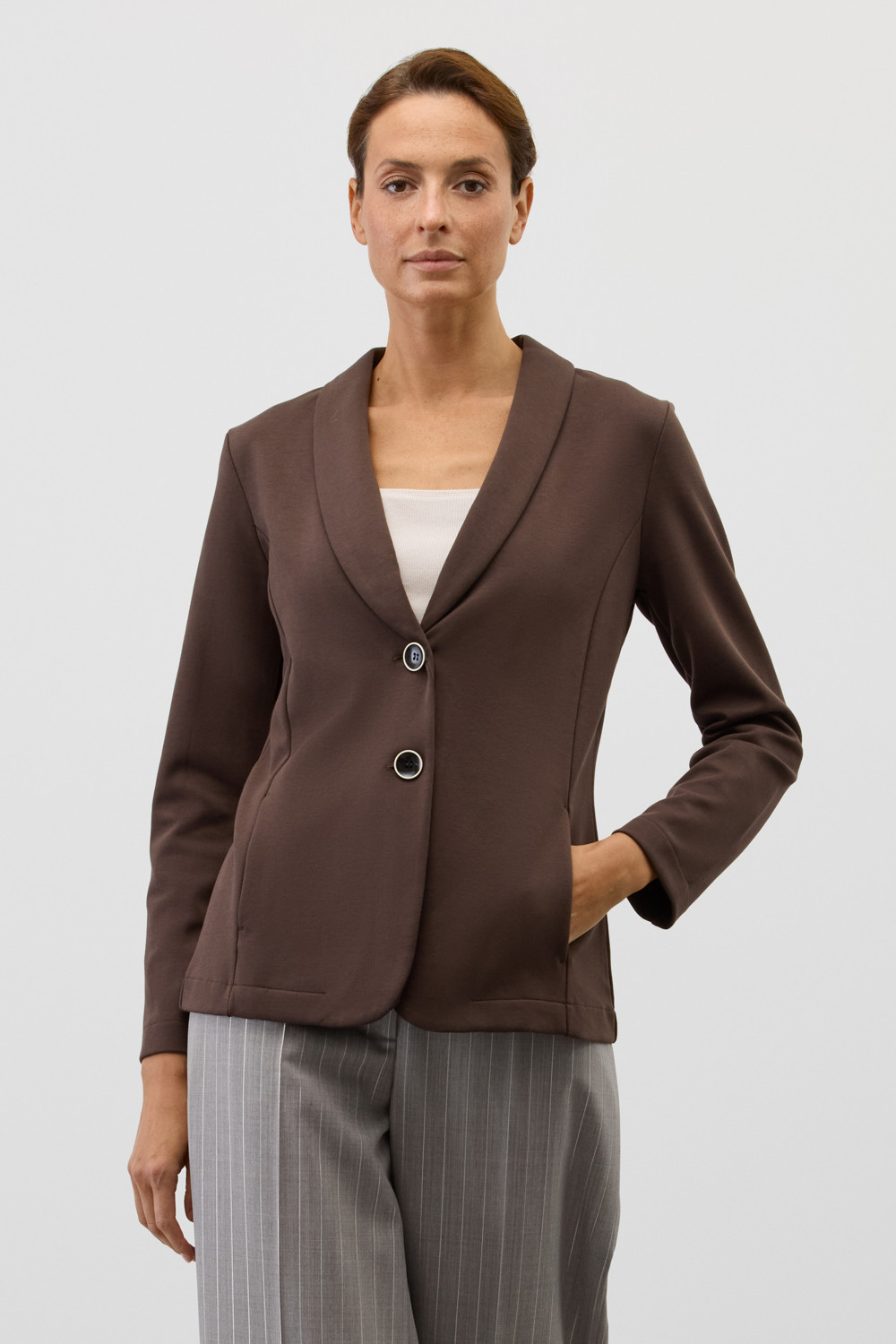 Жакеты, куртки женские для мам, артикул: ЕВТ 3349, цвет: коричневый, фото 4