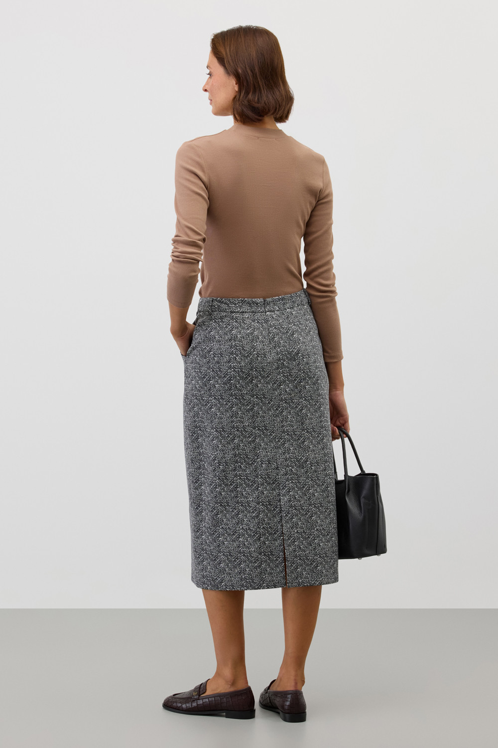 Джемперы женские для мам, артикул: ЕВТ 3330, цвет: коричневый, фото 4