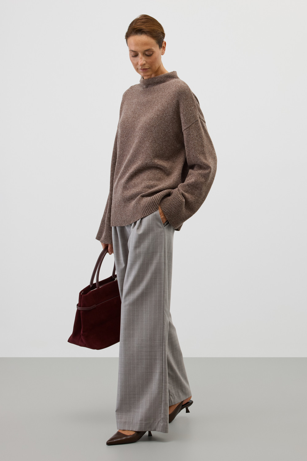 Джемперы женские для мам, артикул: ЕВ 30245/ш, цвет: коричневый, фото 4