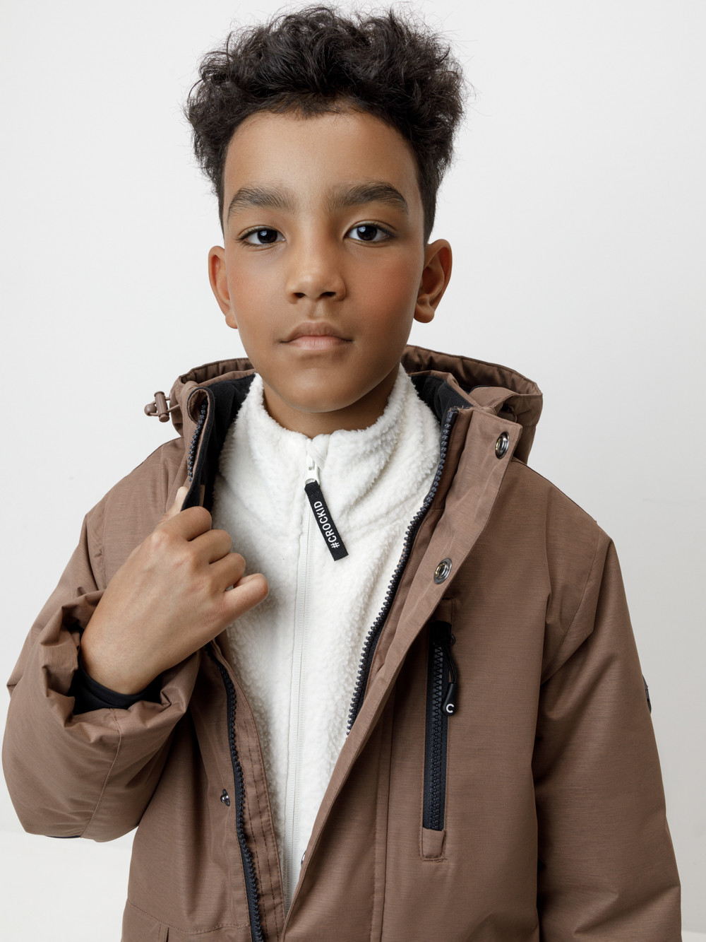 Куртки для мальчика, артикул: ВК 36091/2 ГР, цвет: коричневый, фото 3