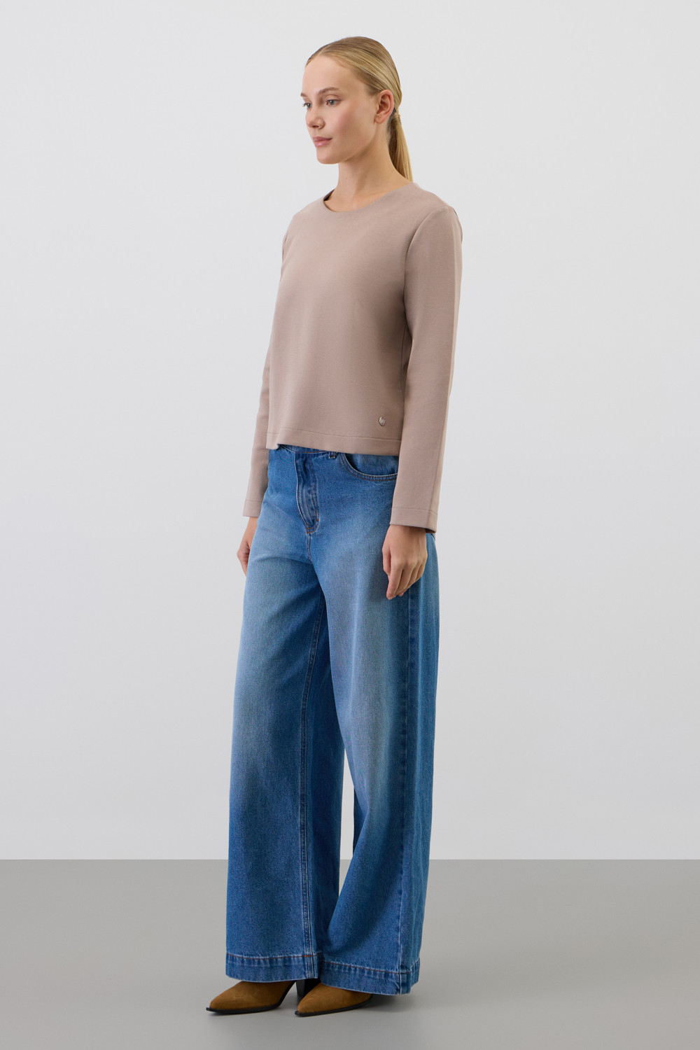 Джемперы женские для мам, артикул: ЕВТ 3346, цвет: бежевый, фото 4