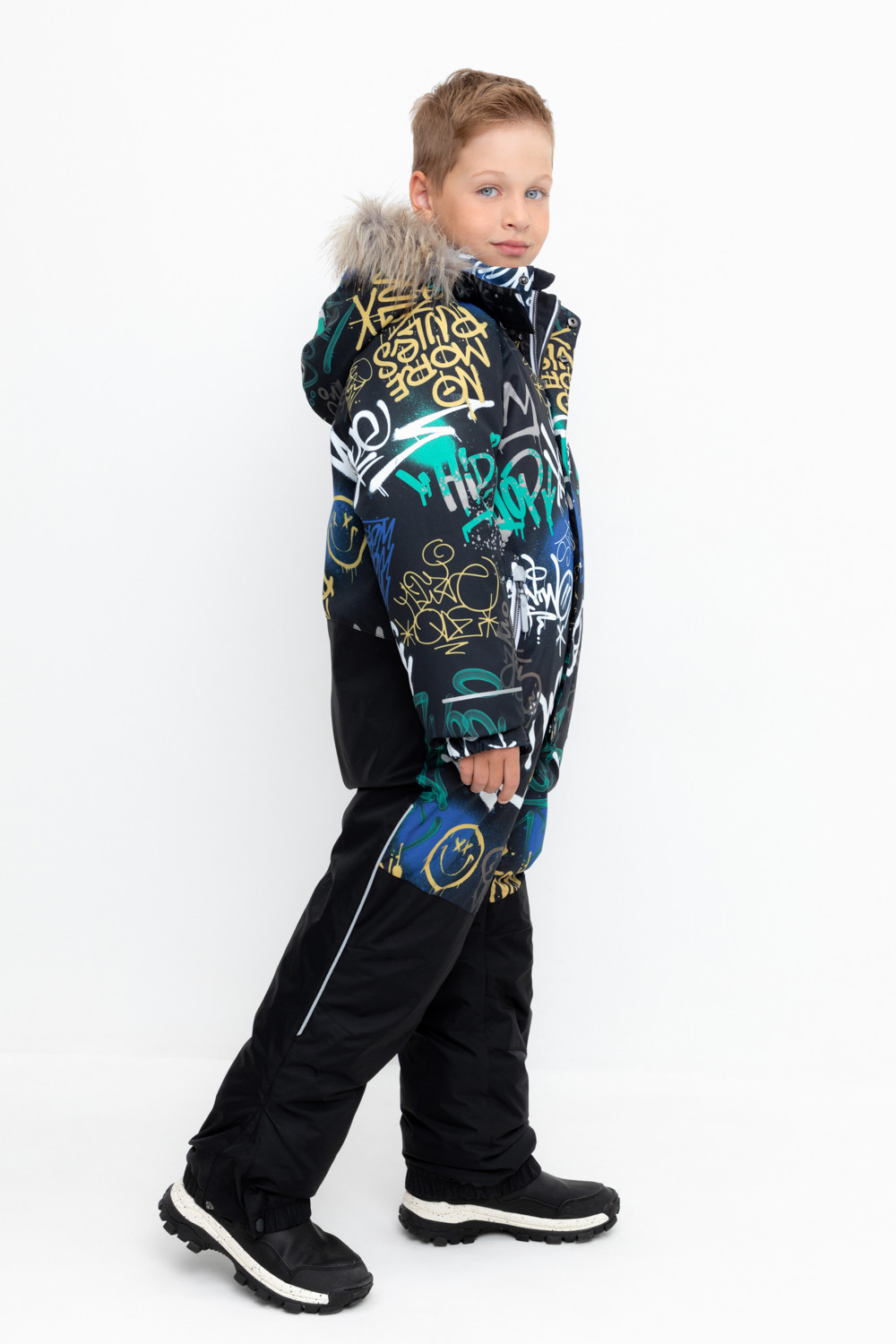 Комбинезоны утепленные для мальчика, артикул: ВК 60120/н/7 ГР, цвет: черный3, фото 4