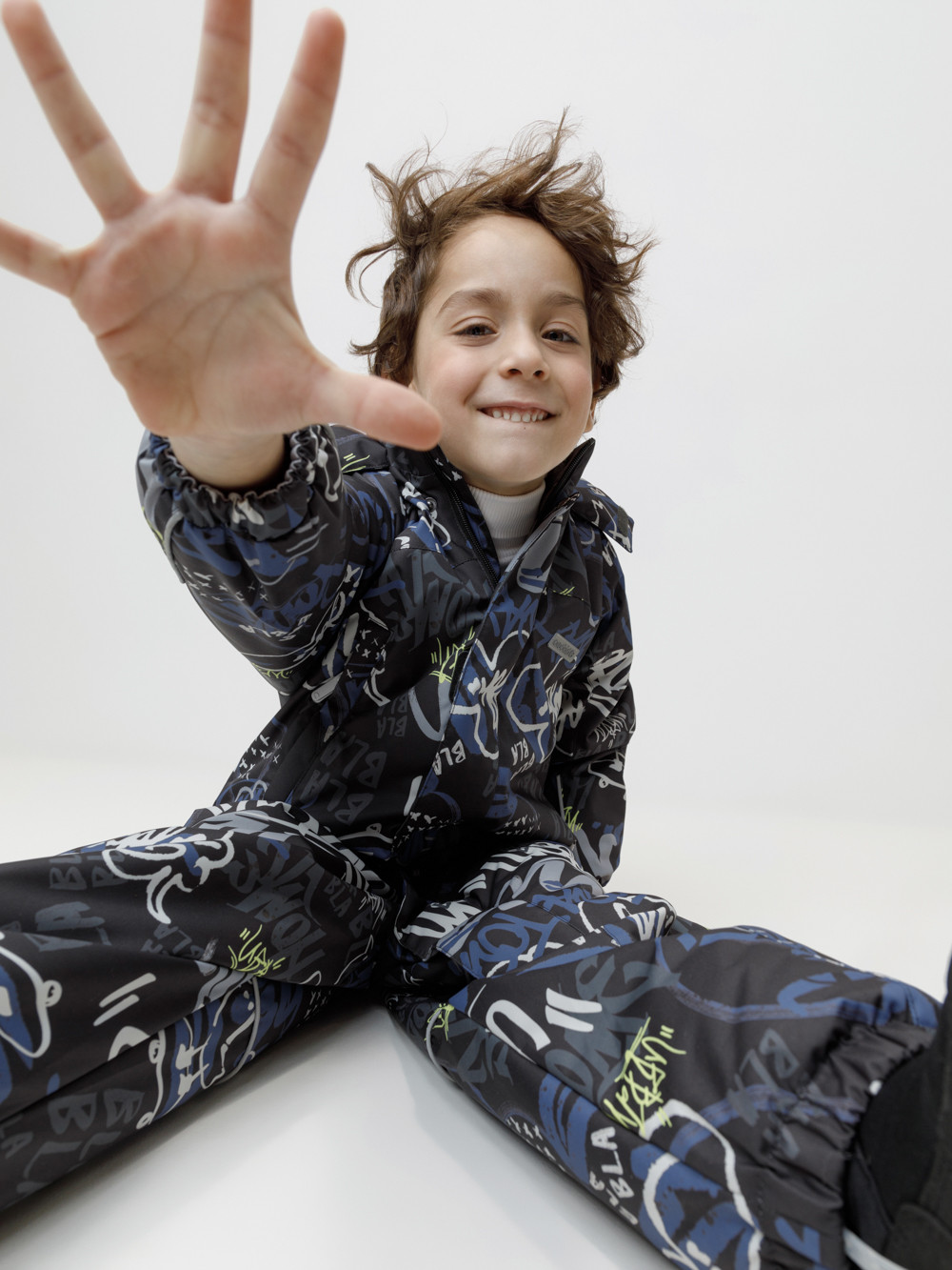 Комбинезоны утепленные для мальчика, артикул: ВК 60069/н/9 УЗГ, цвет: темно-серый, фото 4