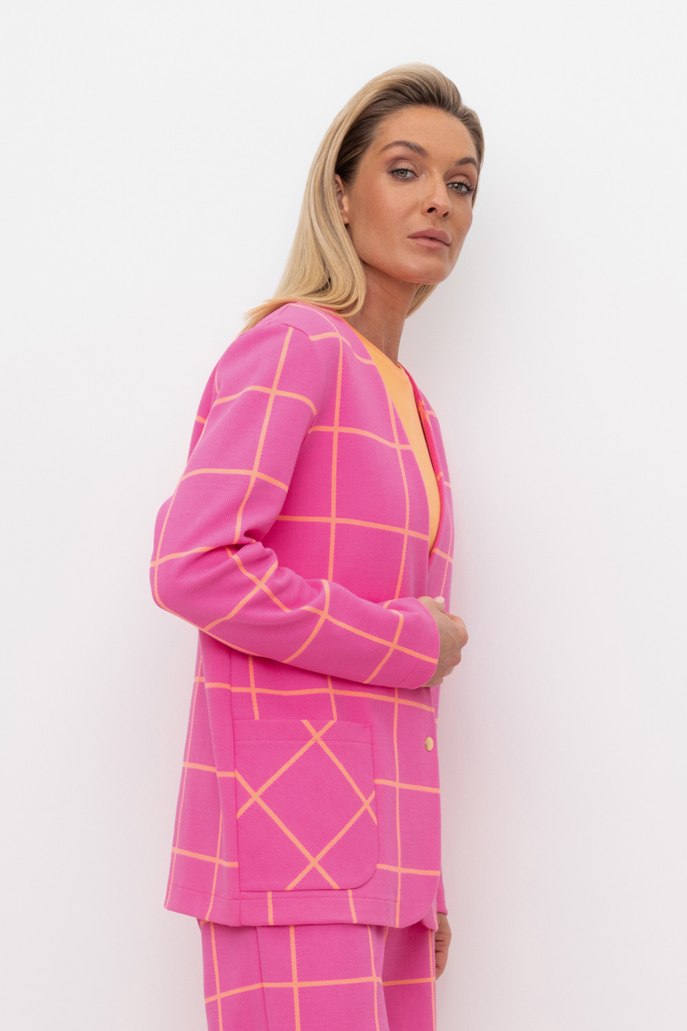Жакеты, куртки женские для мам, артикул: ЕВТ 3223, цвет: ярко-розовый, фото 4