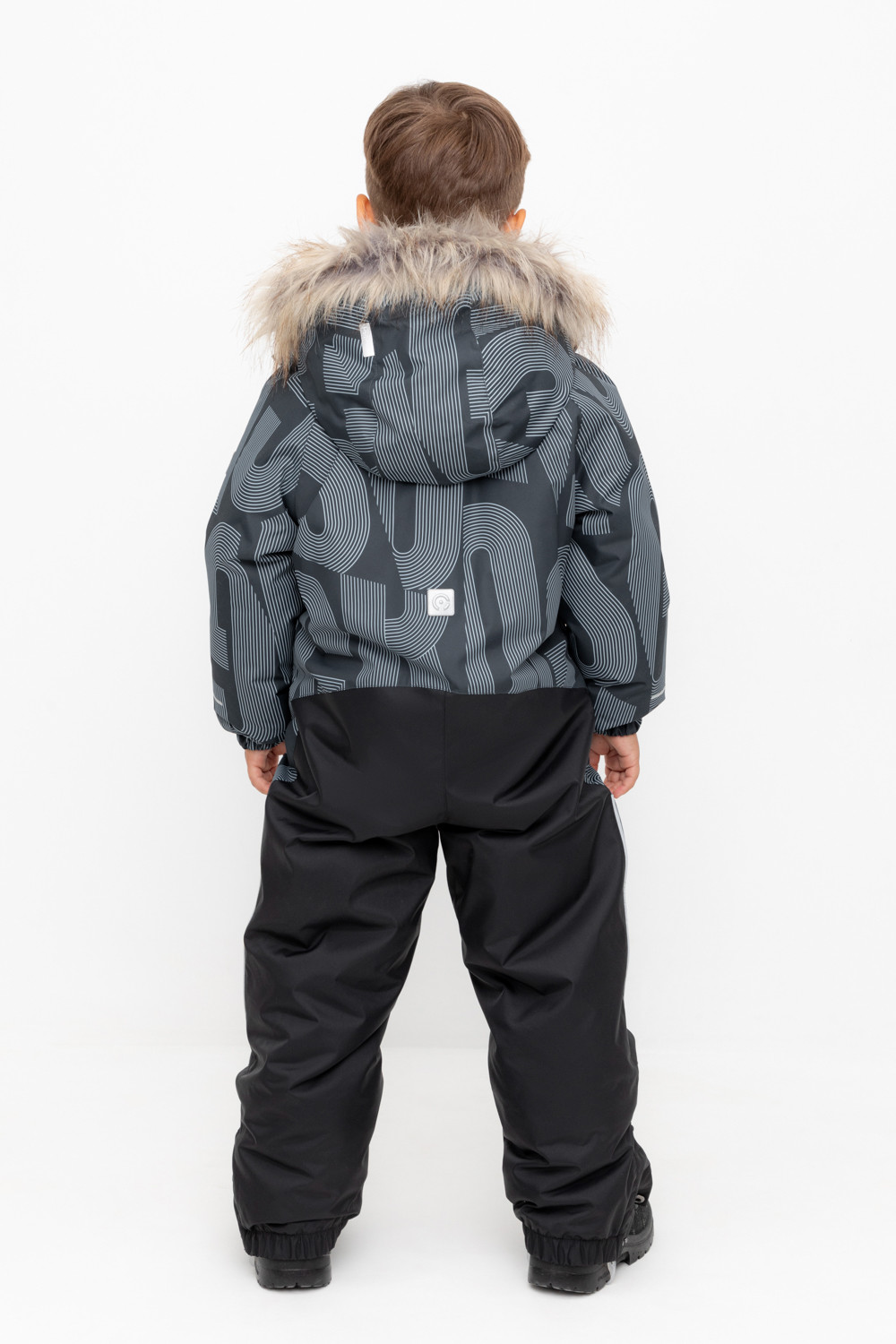 Комбинезоны утепленные для мальчика, артикул: ВК 60120/н/8 ГР, цвет: черный3, фото 4