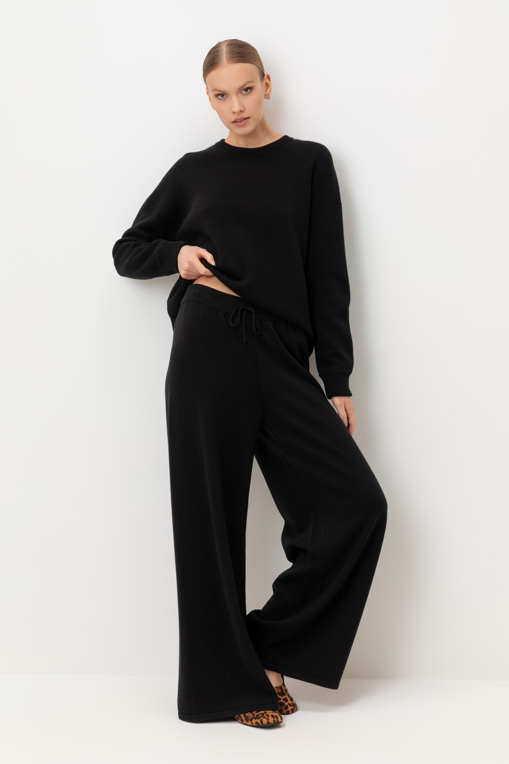 Брюки женские для мам, артикул: ЕВ 444/ш, цвет: черный, фото 4