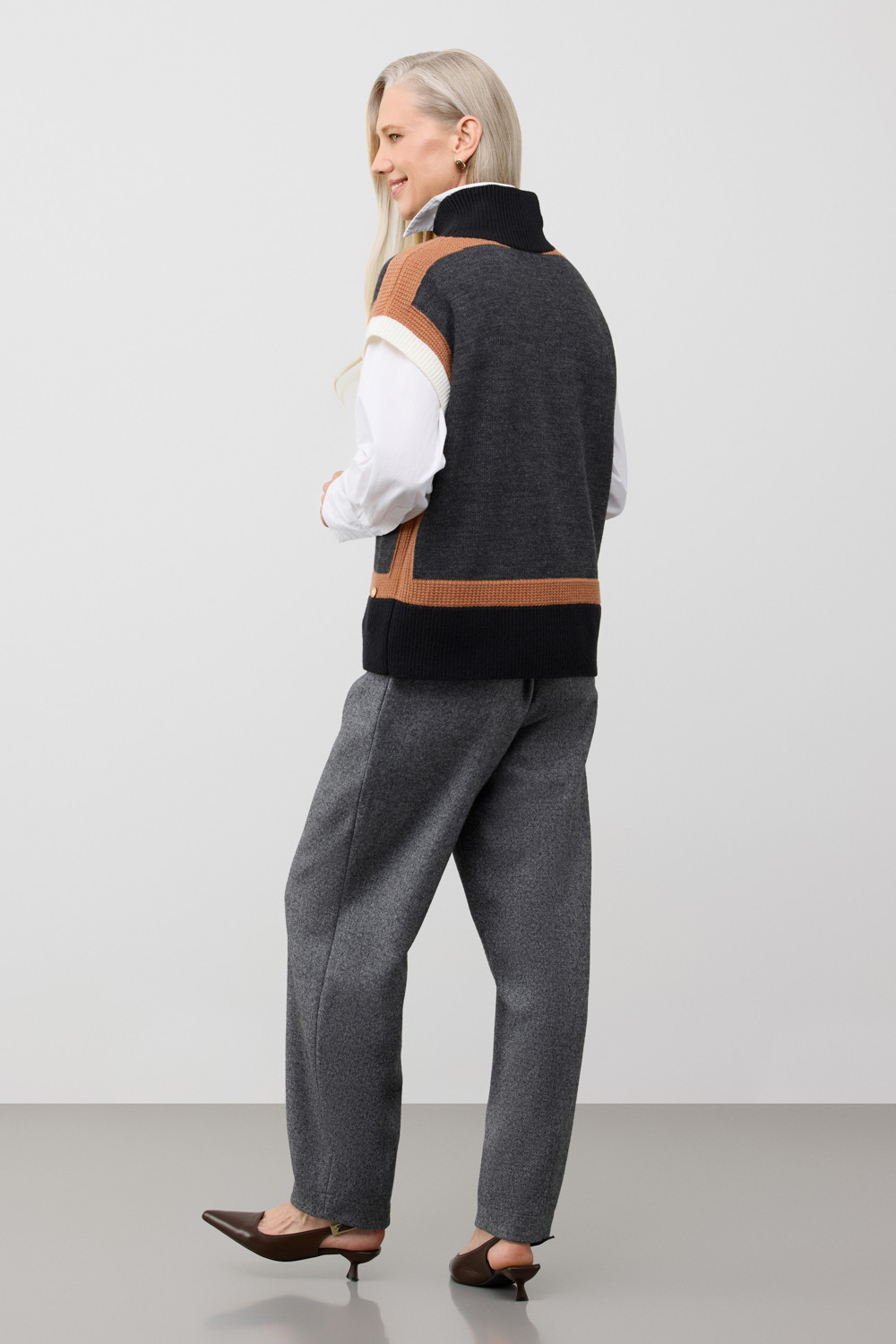 Жилеты женские для мам, артикул: ЕВ 30275/ш, цвет: серый, фото 4