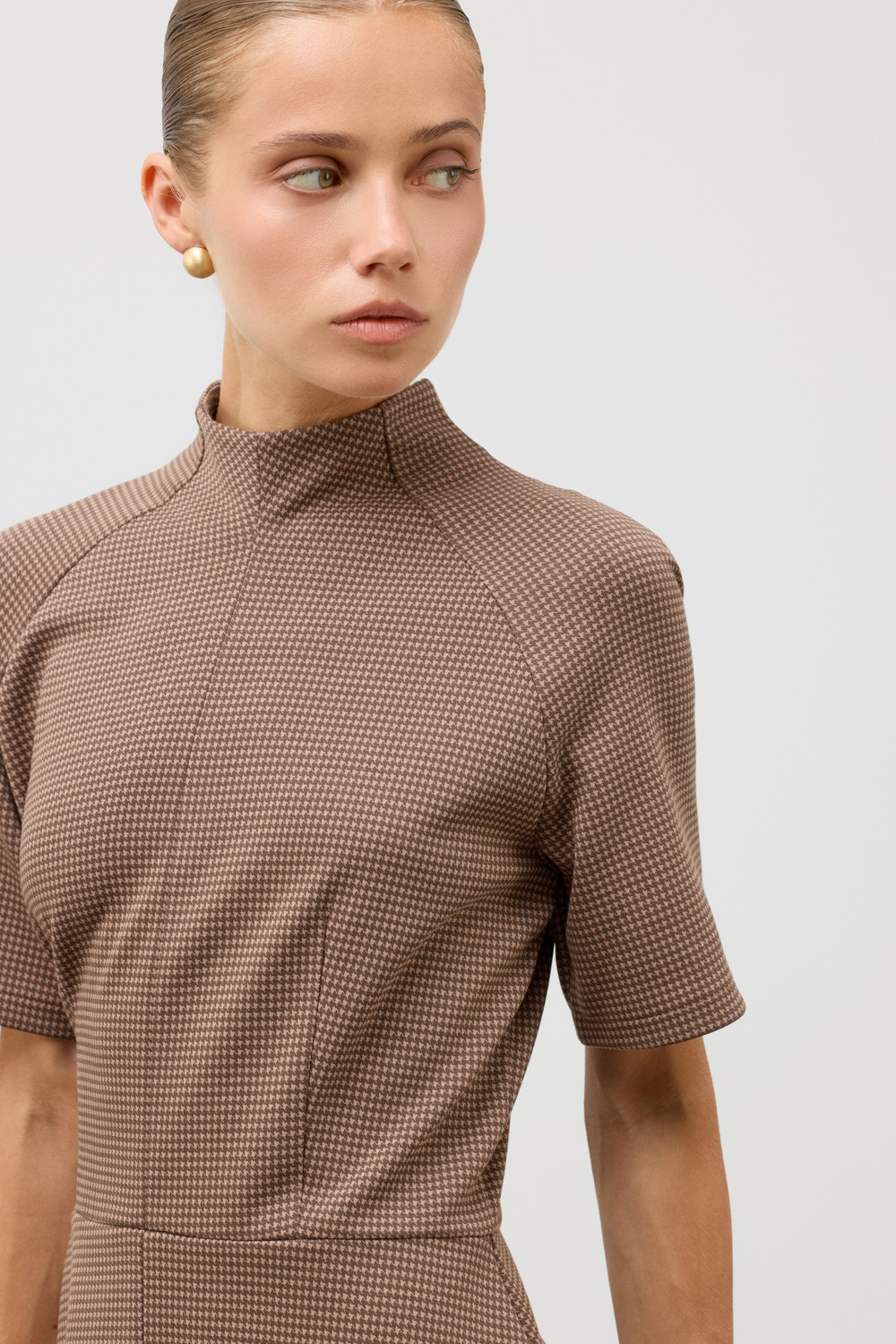 Платья женские для мам, артикул: ЕВТ 5093, цвет: коричневый, фото 4