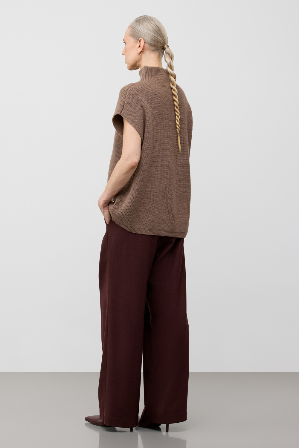 Жилеты женские для мам, артикул: ЕВ 30235/ш, цвет: коричневый, фото 4