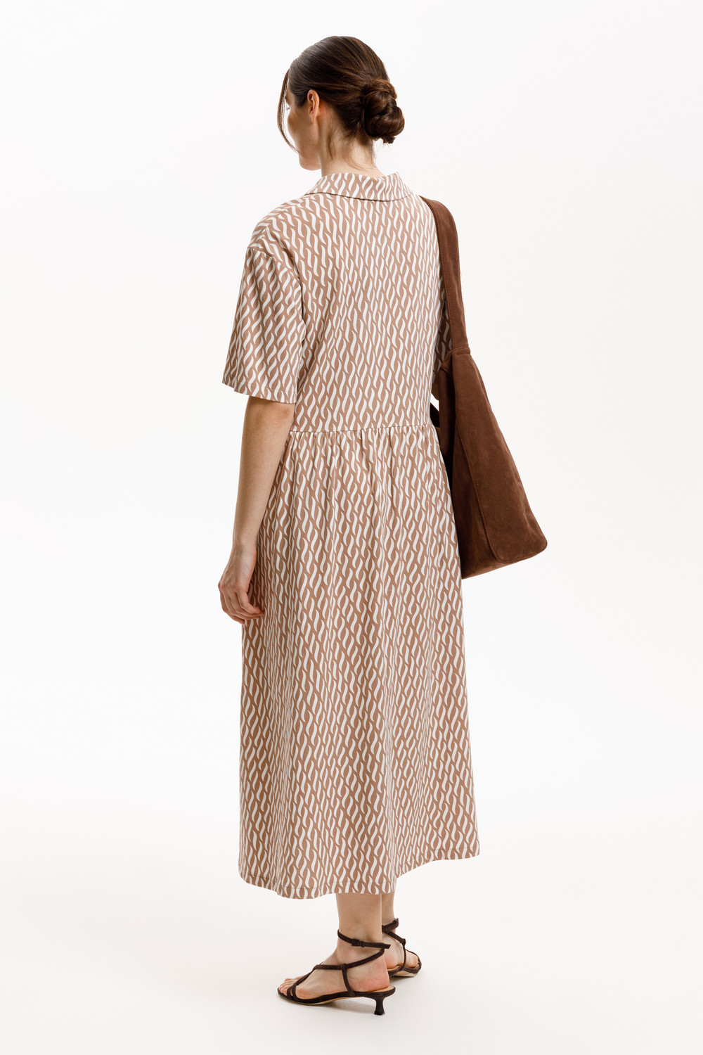 Платья женские для мам, артикул: ЕВТ 5071, цвет: бежевый, фото 4