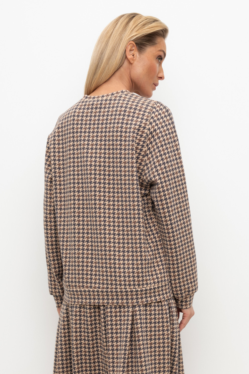 Джемперы женские для мам, артикул: ЕВТ 3258, цвет: бежевый, фото 4