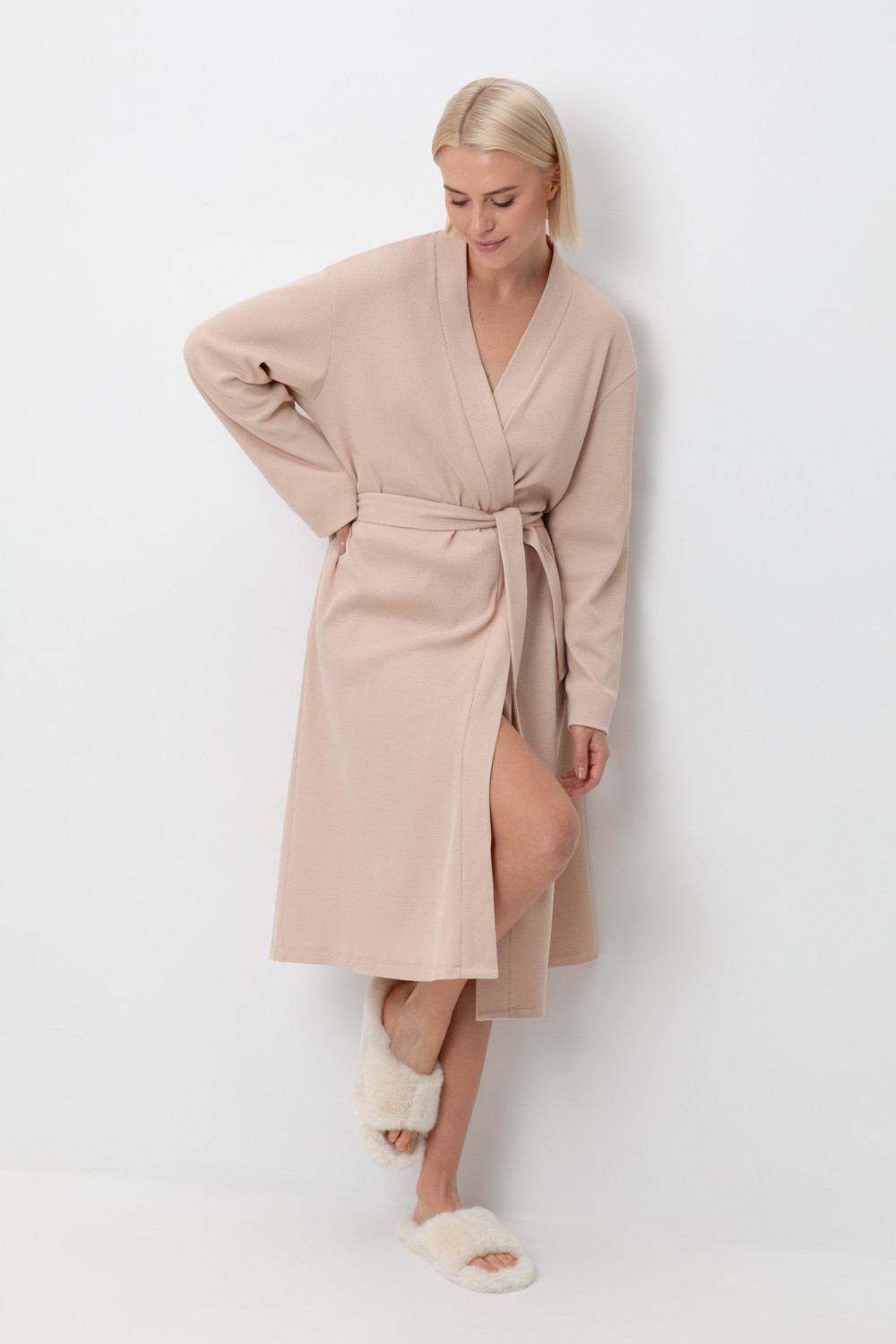 Халаты женские для мам, артикул: Е 50026, цвет: светло-бежевый, фото 5