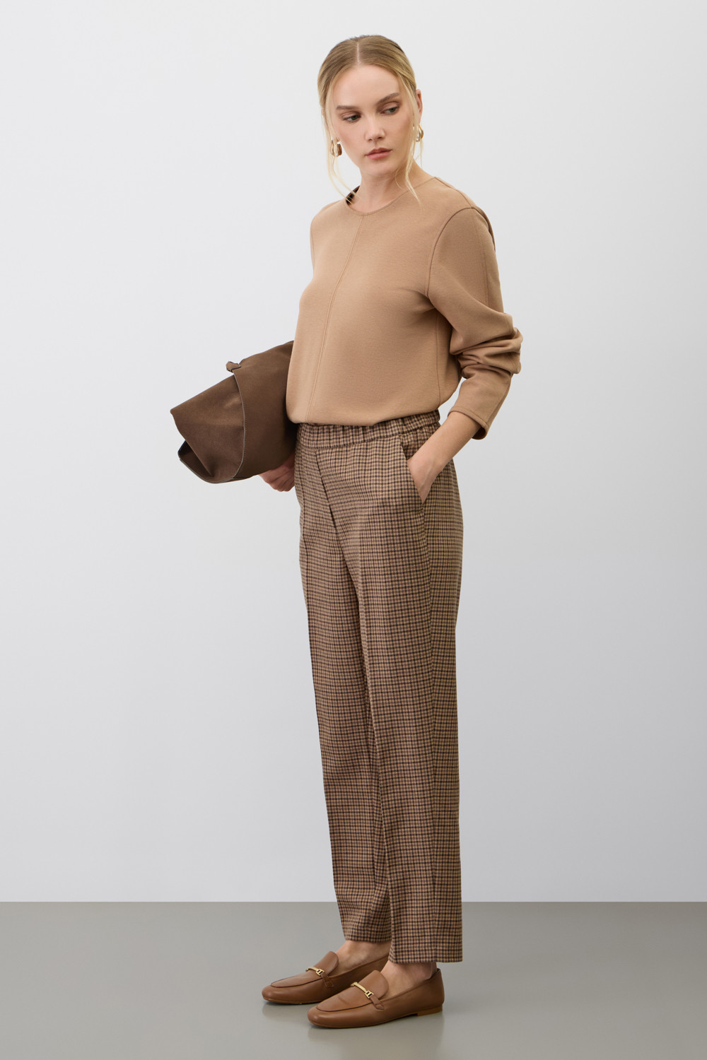 Брюки женские для мам, артикул: ЕТ 40020, цвет: светло-бежевый, фото 5