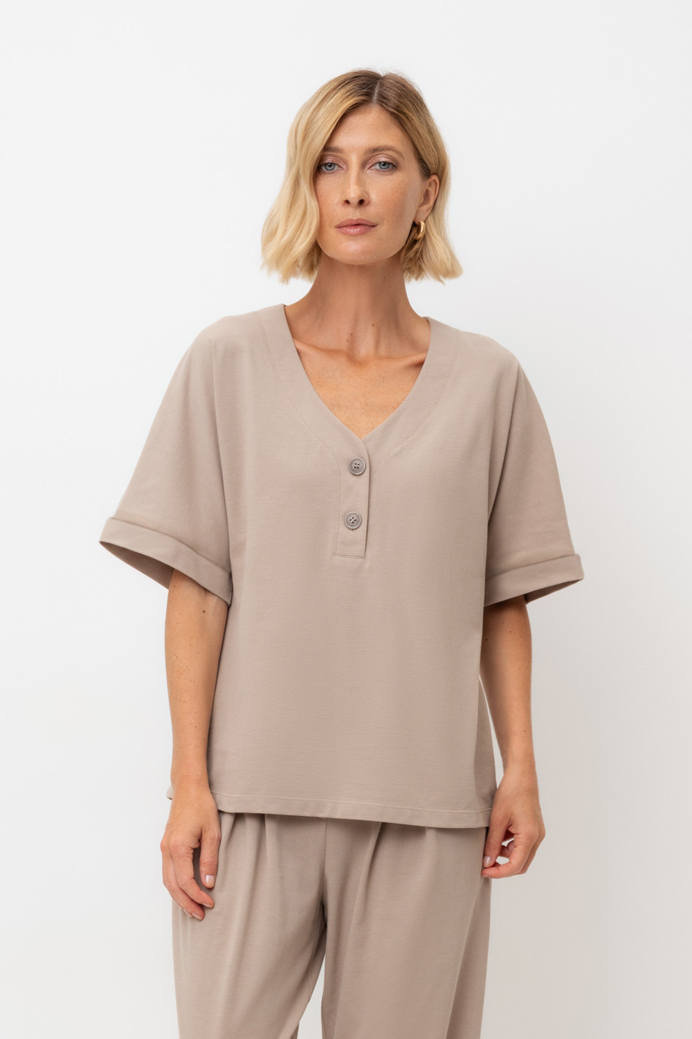 Блузы, рубашки женские для мам, артикул: ЕВТ 3290, цвет: бежевый, фото 5