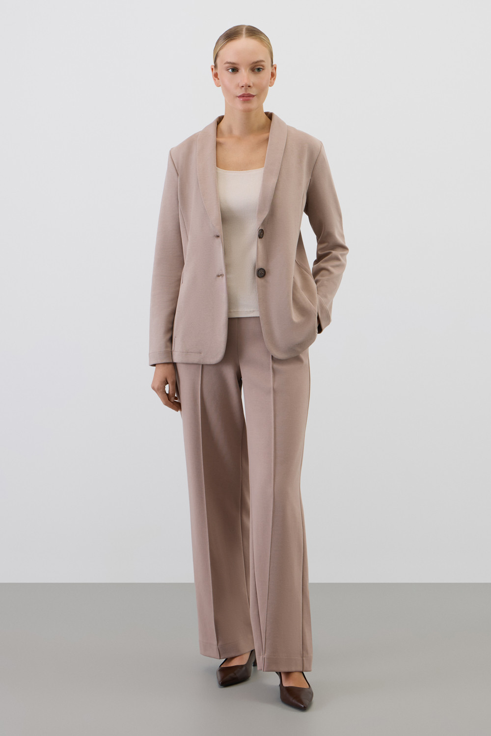 Жакеты, куртки женские для мам, артикул: ЕВТ 3349, цвет: бежевый, фото 5