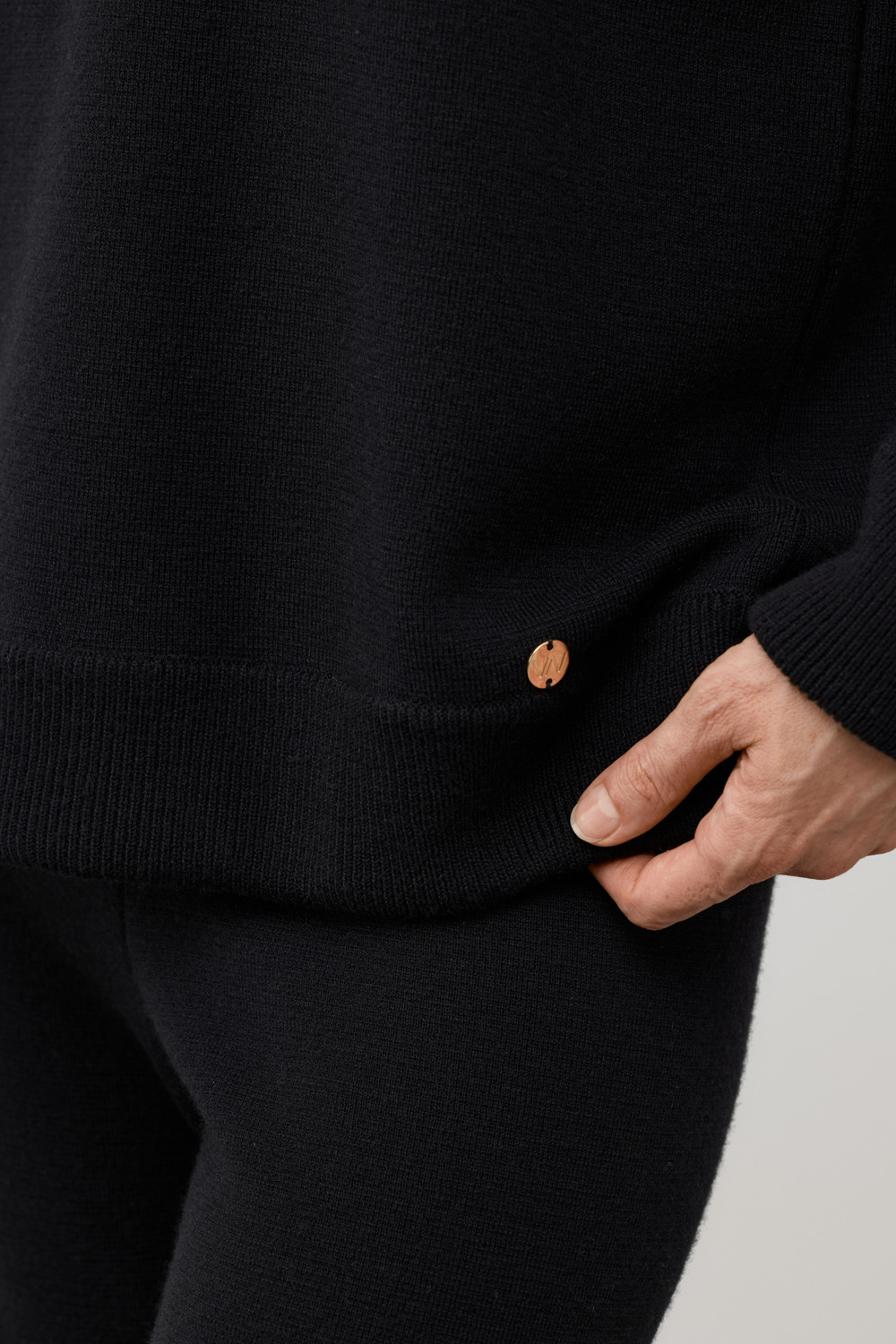 Джемперы женские для мам, артикул: ЕВ 30241/ш, цвет: черный, фото 5