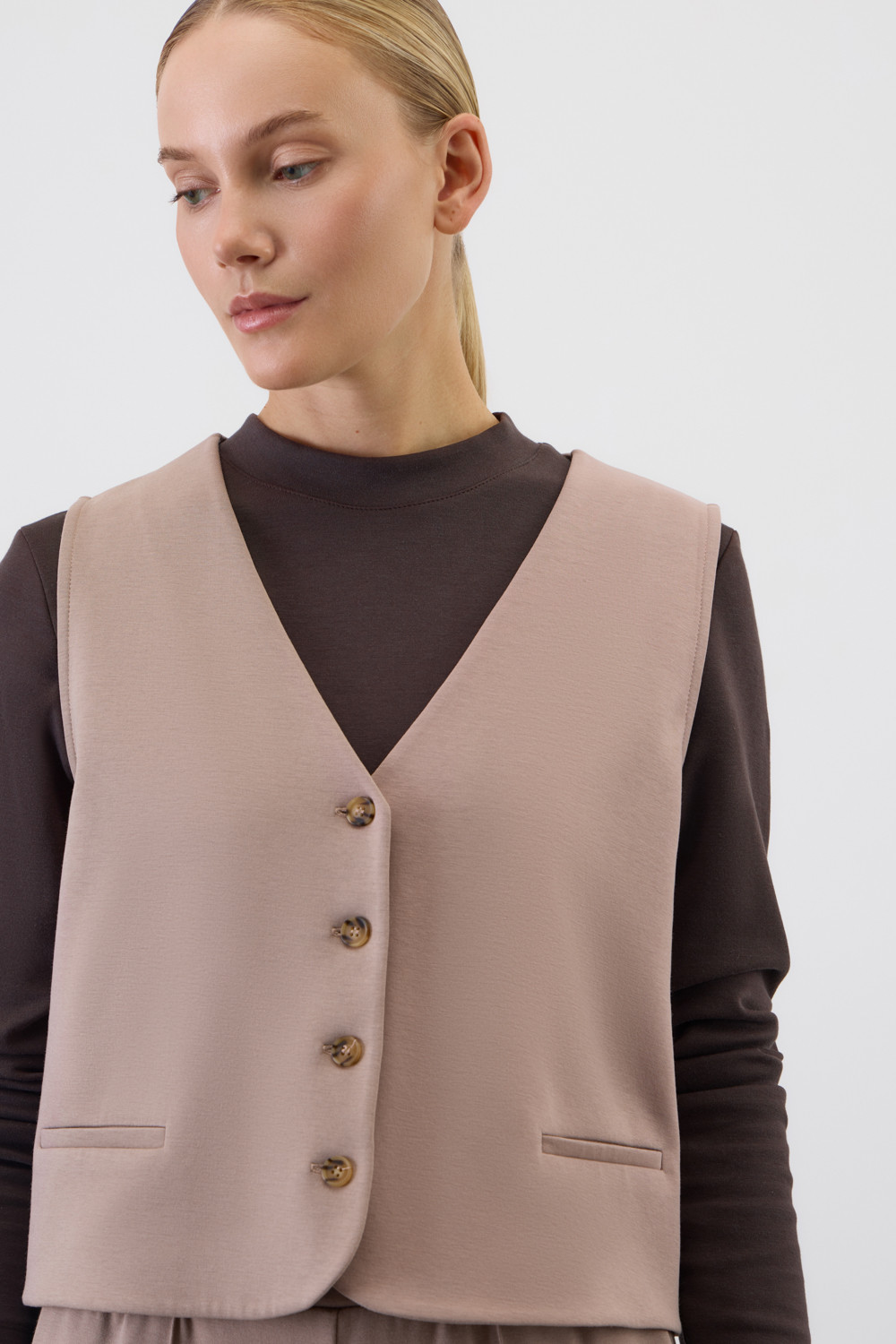 Жилеты женские для мам, артикул: ЕВТ 3350, цвет: бежевый, фото 5