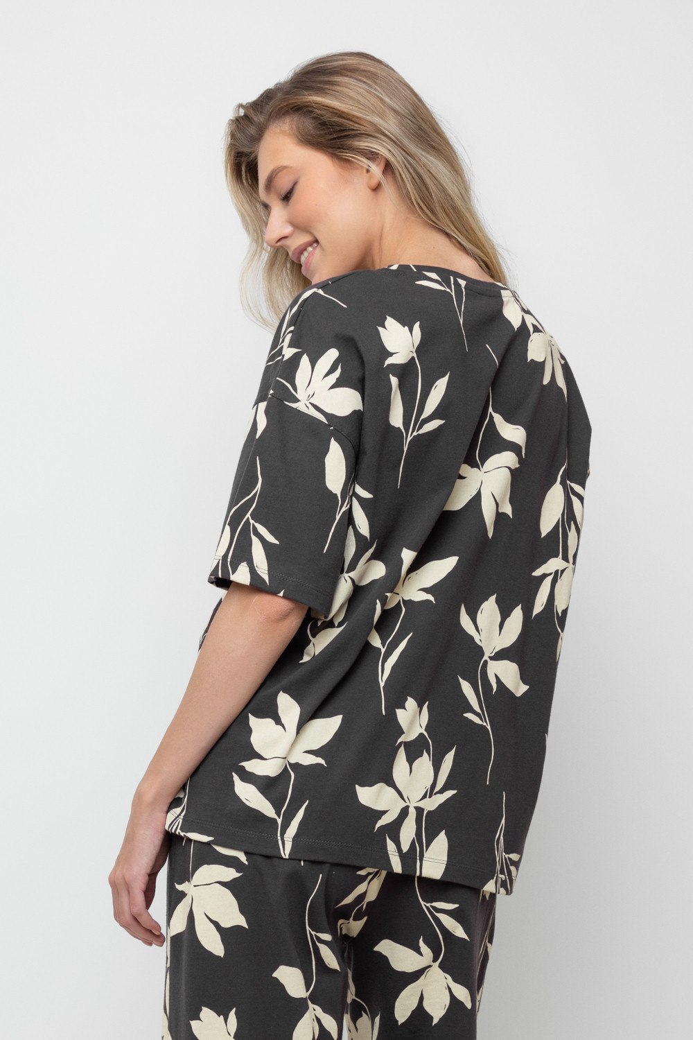 Футболки женские для мам, артикул: ЕВТ 3184, цвет: черный3, фото 5