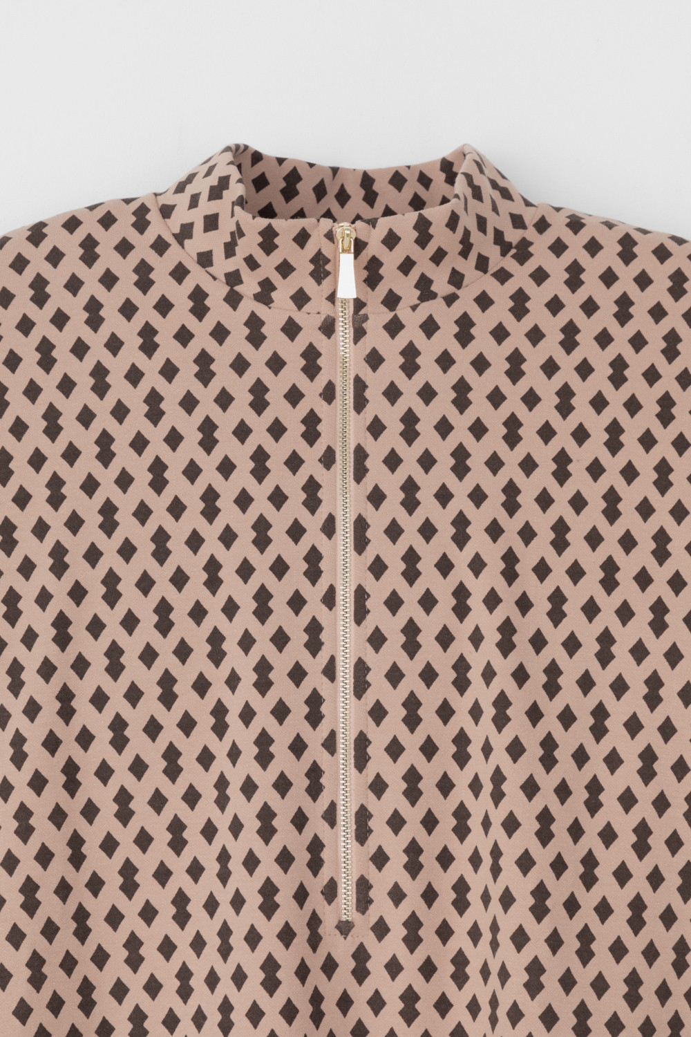 Платья женские для мам, артикул: ЕВТ 5054, цвет: бежевый, фото 6