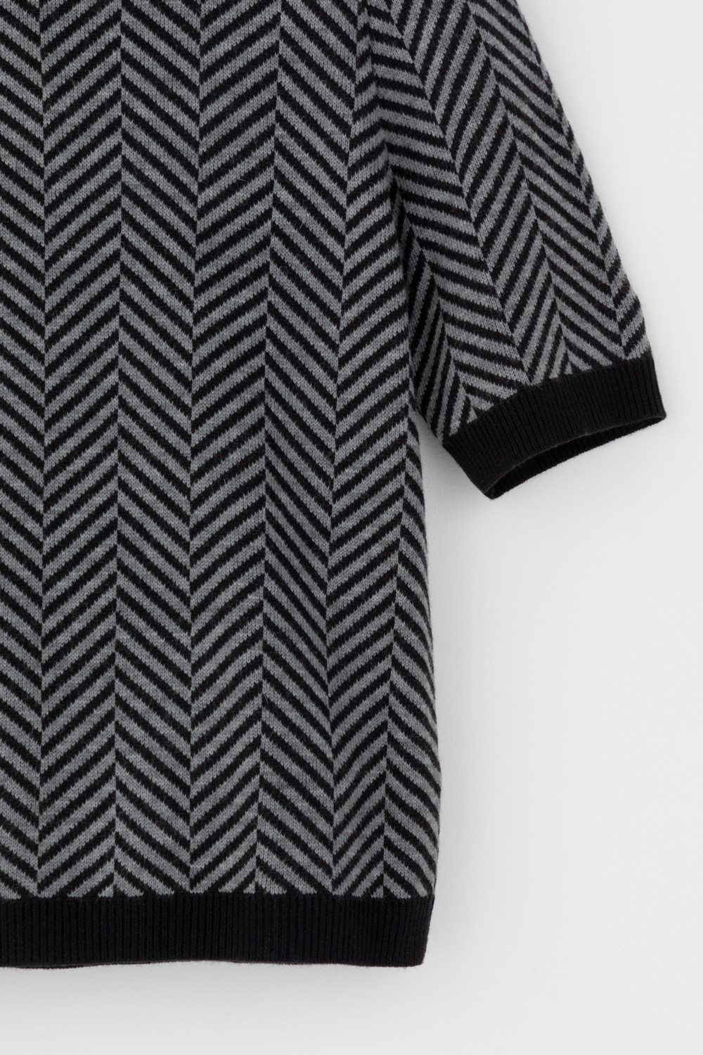 Джемперы женские для мам, артикул: ЕВ 30104/24ш, цвет: черный, фото 6