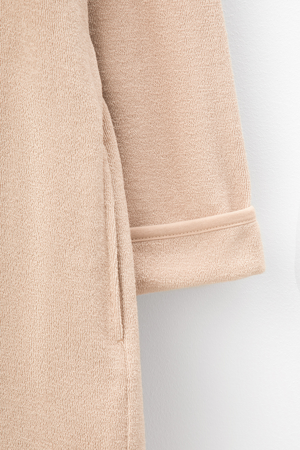 Халаты женские для мам, артикул: Е 50001/24, цвет: светло-бежевый, фото 7