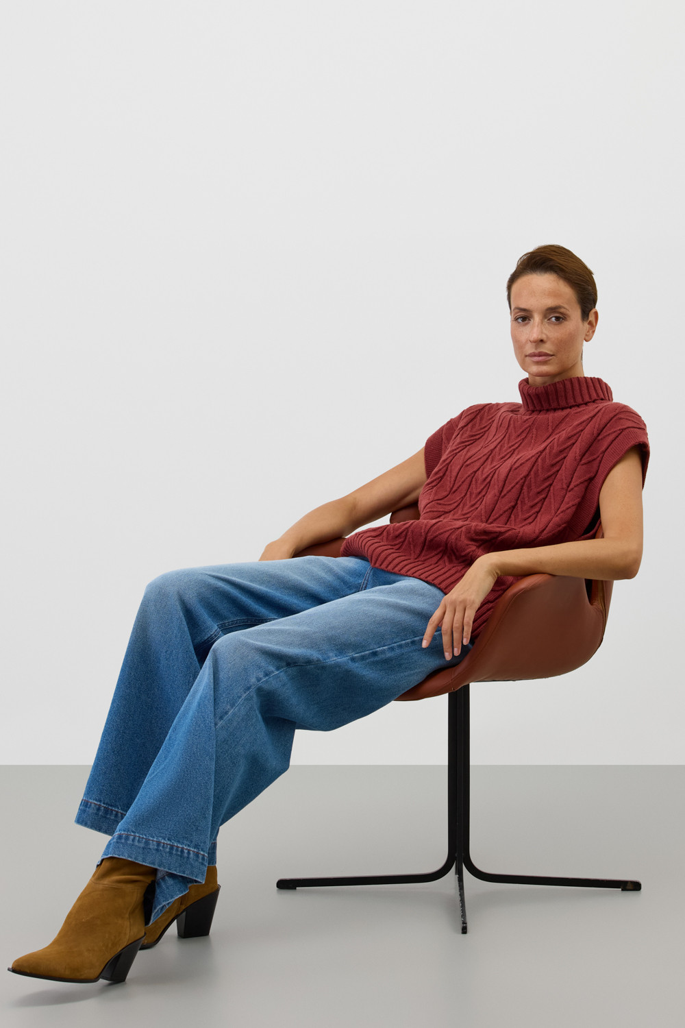 Жилеты женские для мам, артикул: ЕВ 30228/ш, цвет: коричневый, фото 7