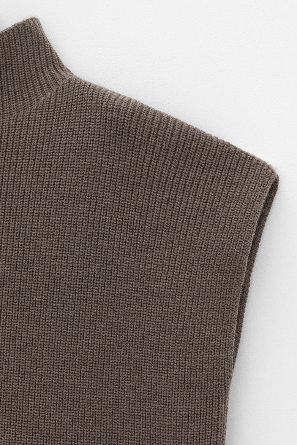 Жилеты женские для мам, артикул: ЕВ 30235/ш, цвет: коричневый, фото 7