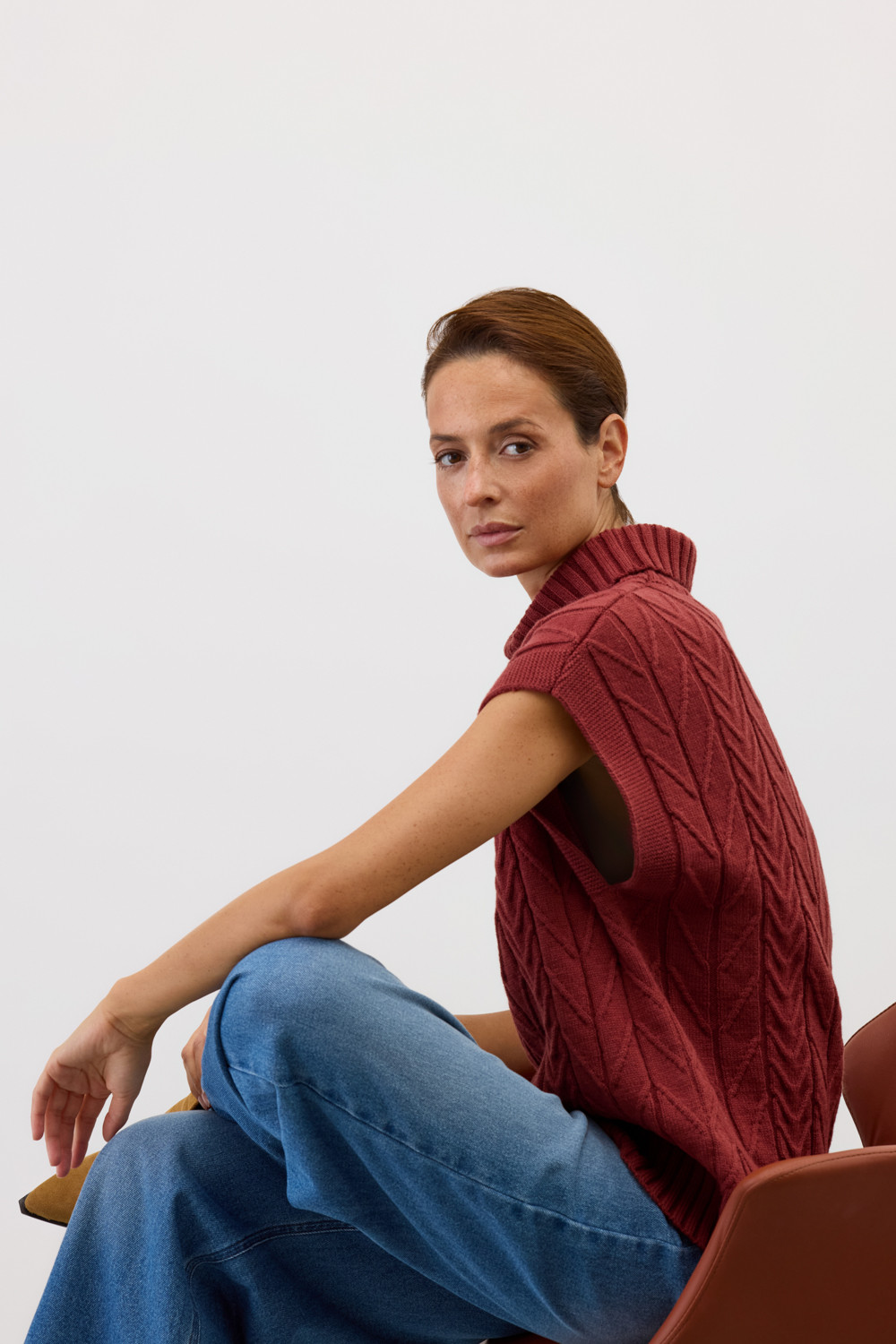 Жилеты женские для мам, артикул: ЕВ 30228/ш, цвет: коричневый, фото 8