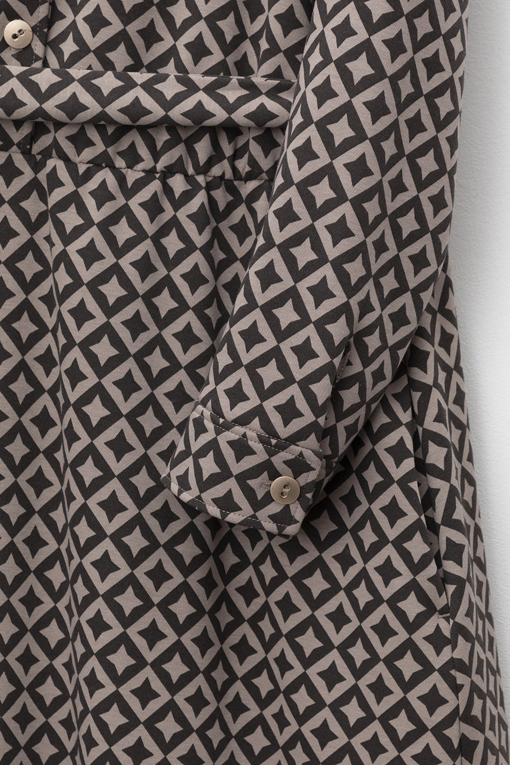 Платья женские для мам, артикул: ЕВТ 5096, цвет: бежевый, фото 8